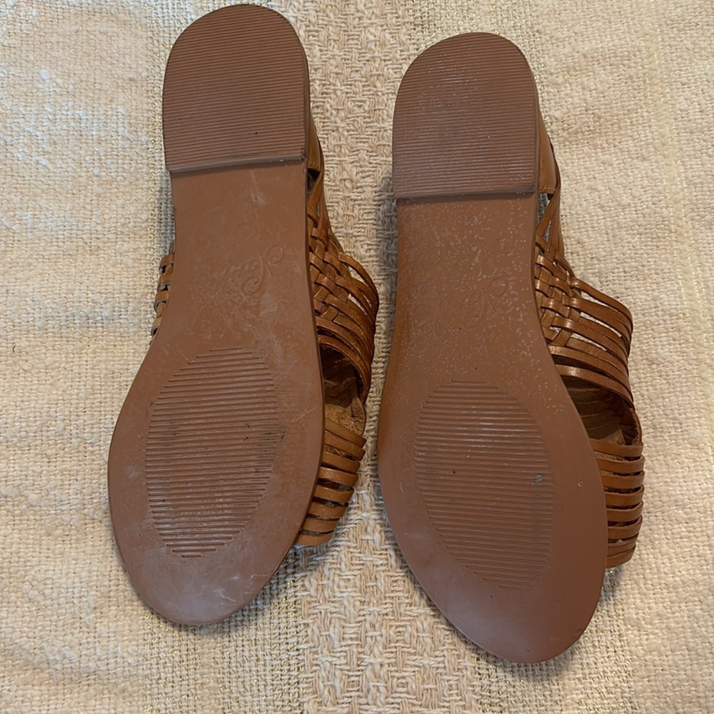 Flying monkey shoes - Picture 2 of 11